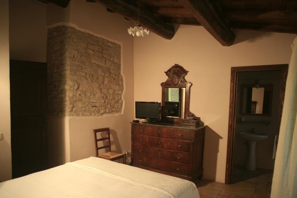 Agriturismo Il Fienile Di Ca Battista Cagli Dış mekan fotoğraf